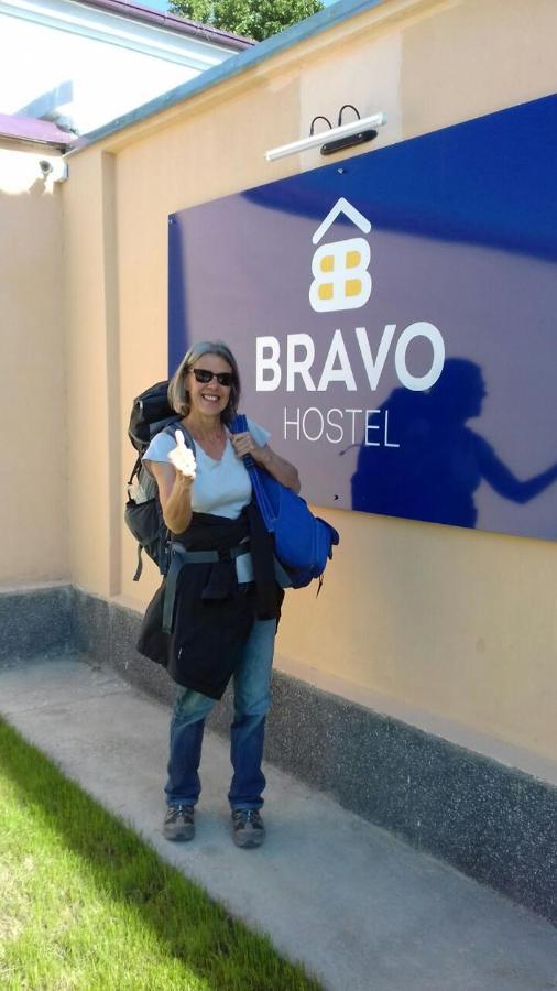 Hostel Bravo Fergana Esterno foto