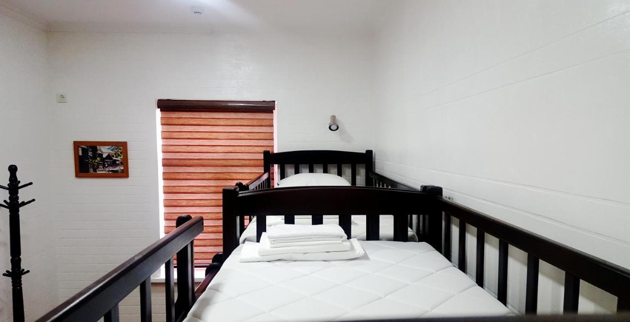 Hostel Bravo Fergana Esterno foto