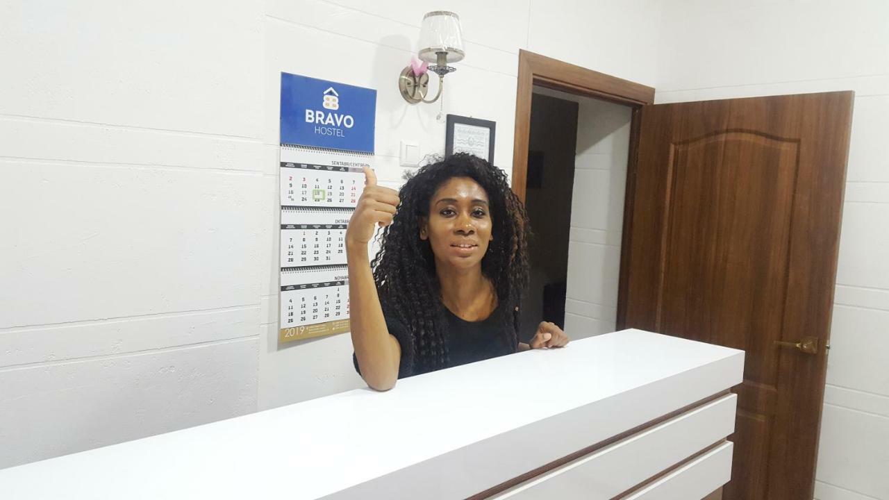 Hostel Bravo Fergana Esterno foto